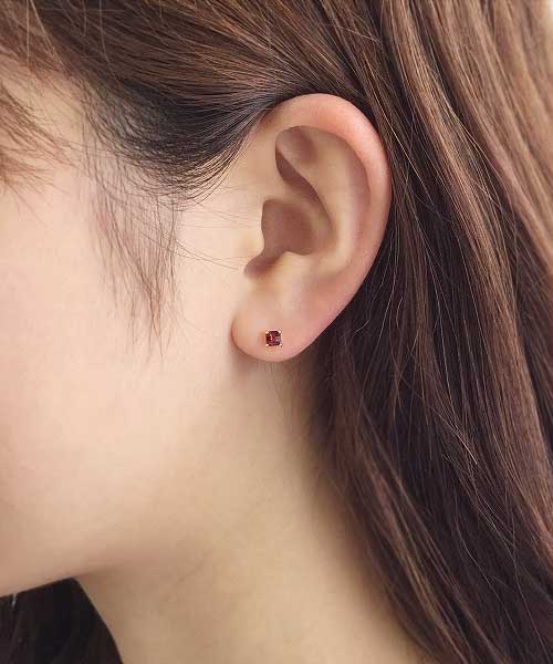 テイクアップ TAKE－UP ［セカンドピアス］ K18ガーネットピアス