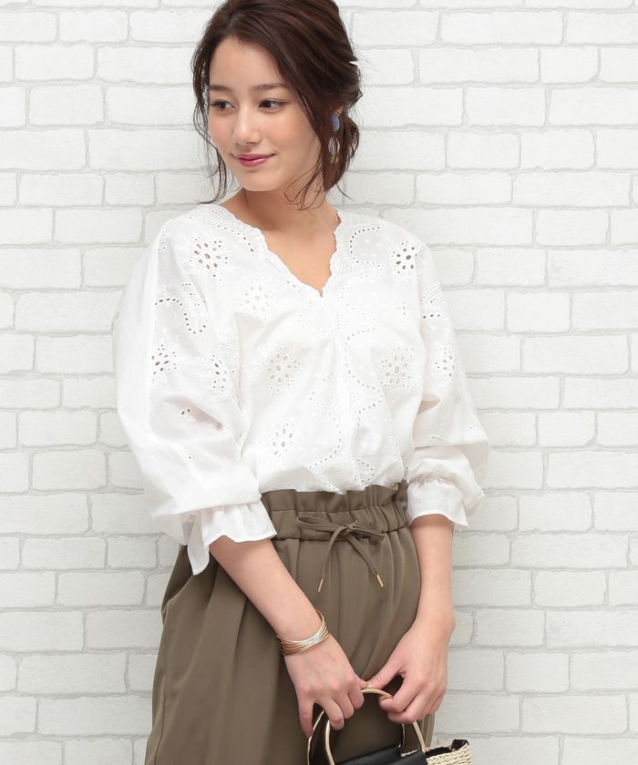 セール 70%OFF】【WEB限定カラー】パンチングレースボリューム袖
