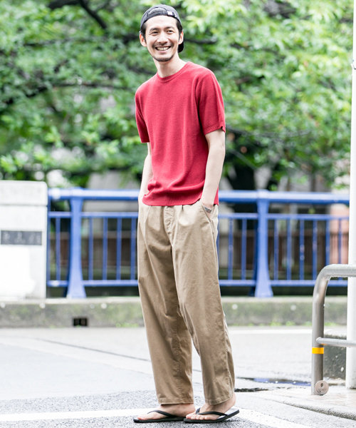 URBAN RESEARCH（アーバンリサーチ）の「マットサテンストレート