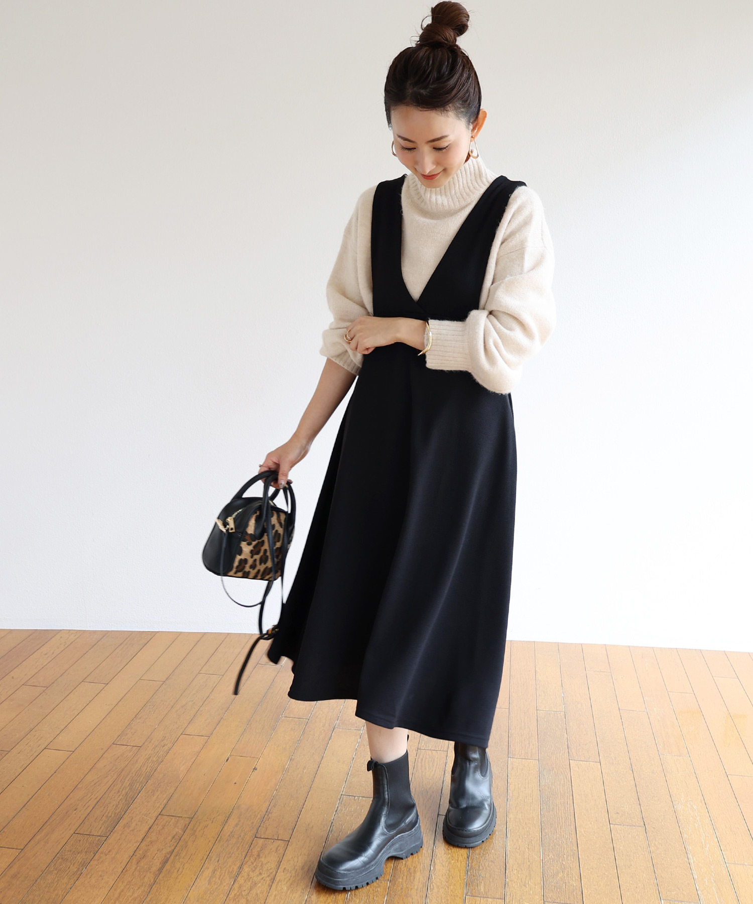 BEAMS GOLF サロペット ワンピース Vネック ジャンパースカート 黒 Dark Angel ワンピース ジャンパースカート 秋冬 ポケット付き