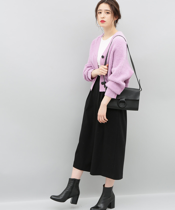 ADAM ET ROPE'（アダムエロペ）の「ALPACA Vネックコクーン