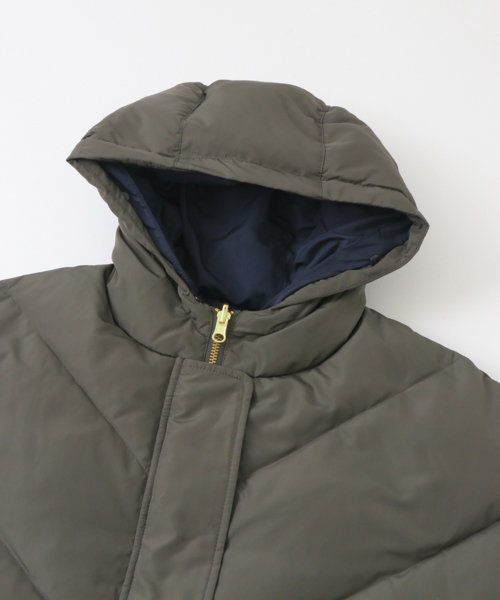 セール 50%OFF】Acuta ファー付リバーシブルポンチョダウン セール 50%OFF】Acuta ファー付リバーシブルポンチョダウン