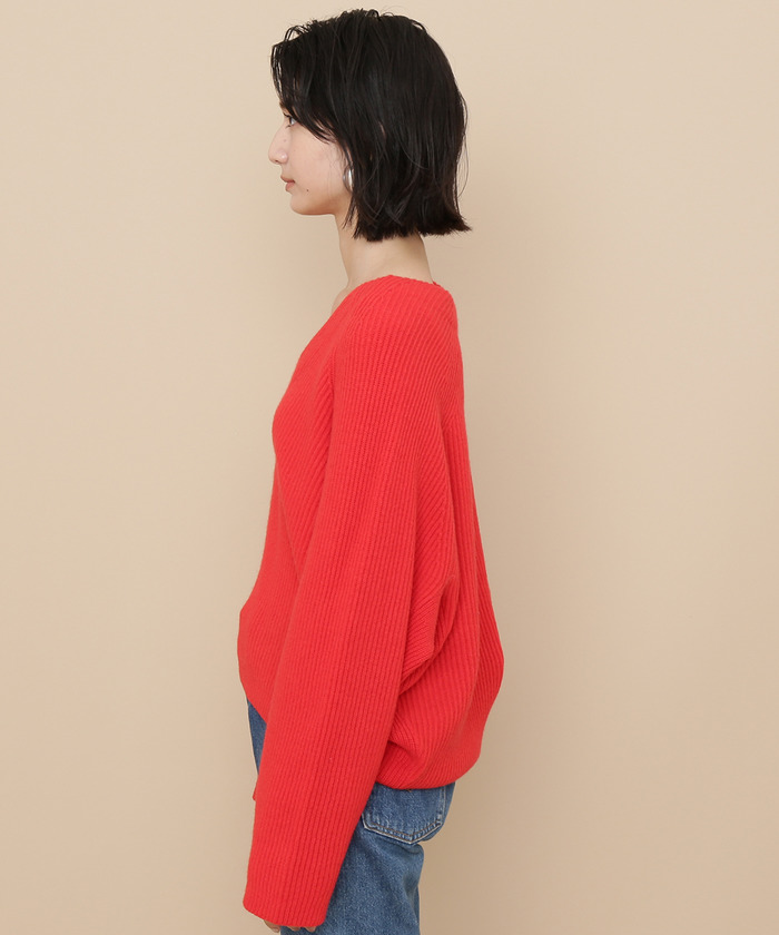 ADAM ET ROPE'（アダムエロペ）の「ウールVネックコクーンプル