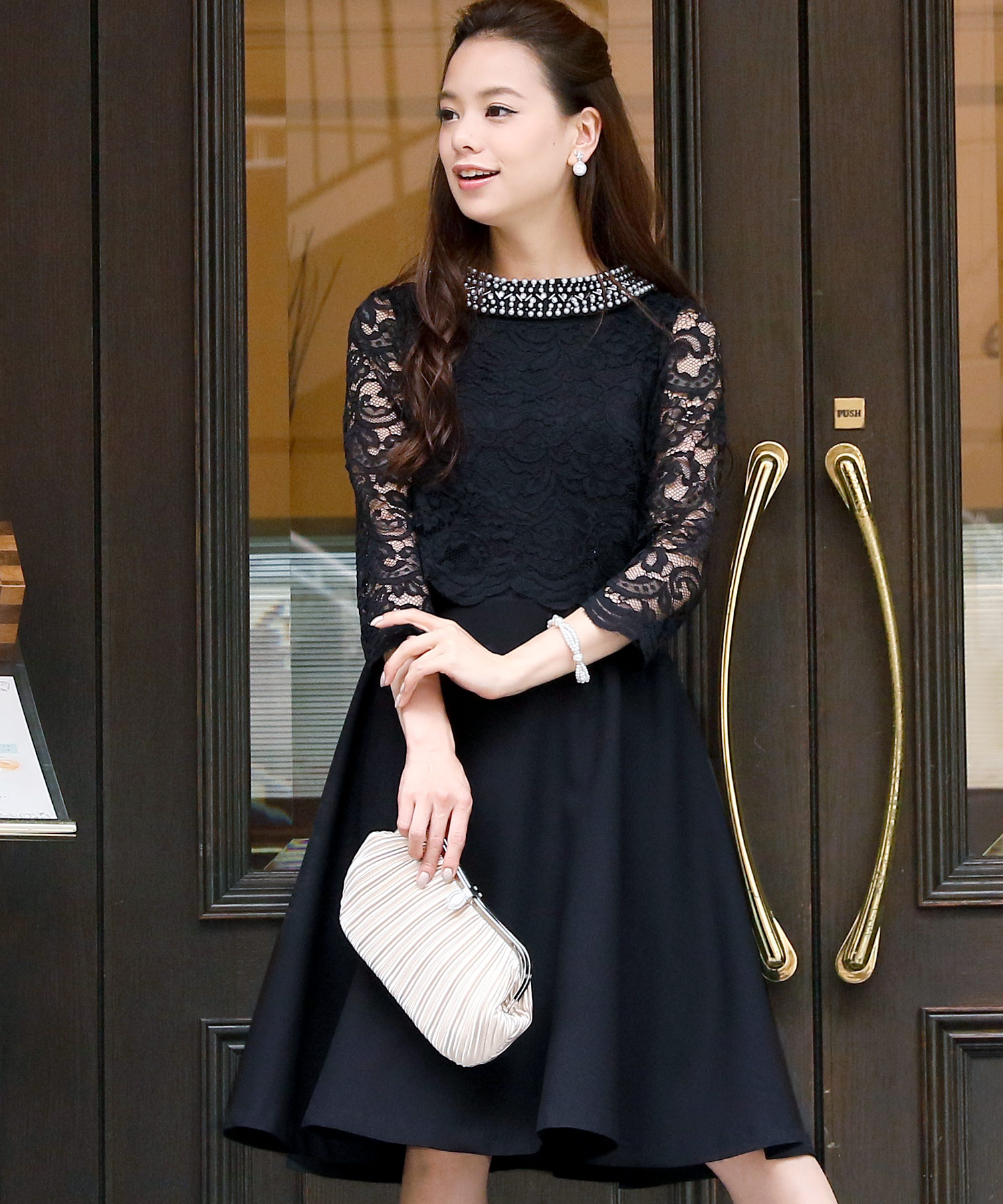 値段が激安 プールヴー ロングスカート ビジュー＆レースフレア PourVous スーツ・フォーマル・ドレス