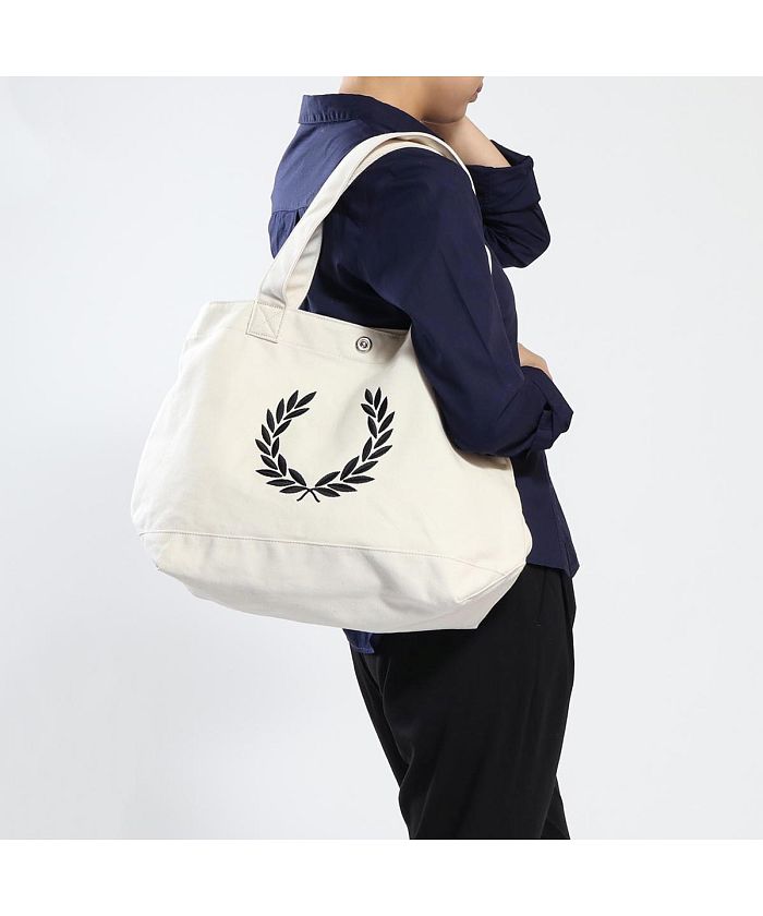 FRED PERRY フレッドペリー　トートバッグ