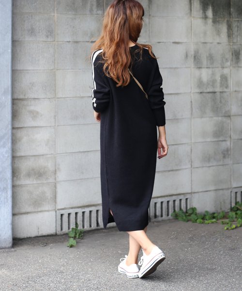 セール 30 Off スポーティな着こなしにぴったり サイドラインニットワンピース ブージュルード Bou Jeloud D Fashion セール 30 Off スポーティな着こなしにぴったり サイドラインニットワンピース ブージュルード Bou Jeloud D Fashion