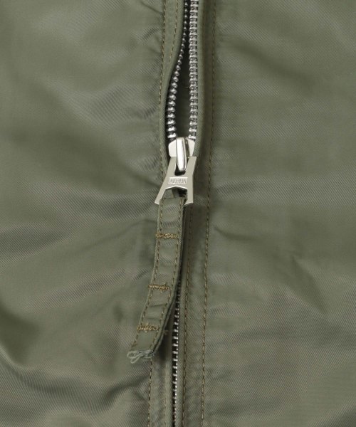 セール 50%OFF】ALPHA INDUSTRIES×URBAN RESEARCH iD 別注CWU セール 50%OFF】ALPHA INDUSTRIES×URBAN RESEARCH iD 別注CWU
