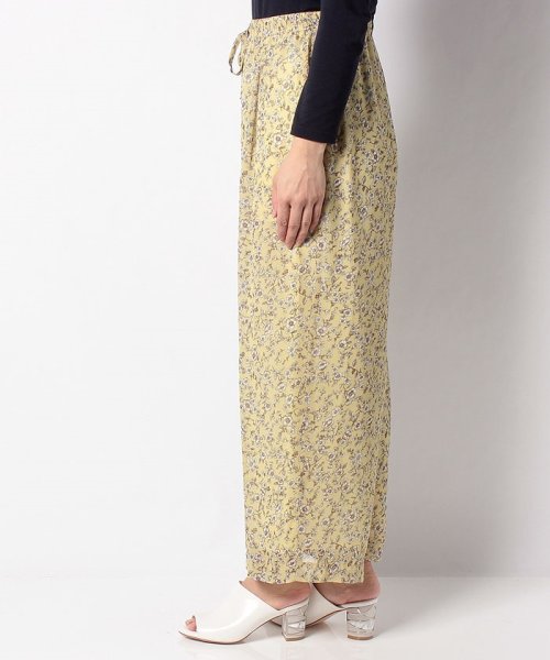セール 70 Off Urban Research フローラルプリントタックワイドpt アーバンリサーチ アウトレット Urban Research Outlet D Fashion