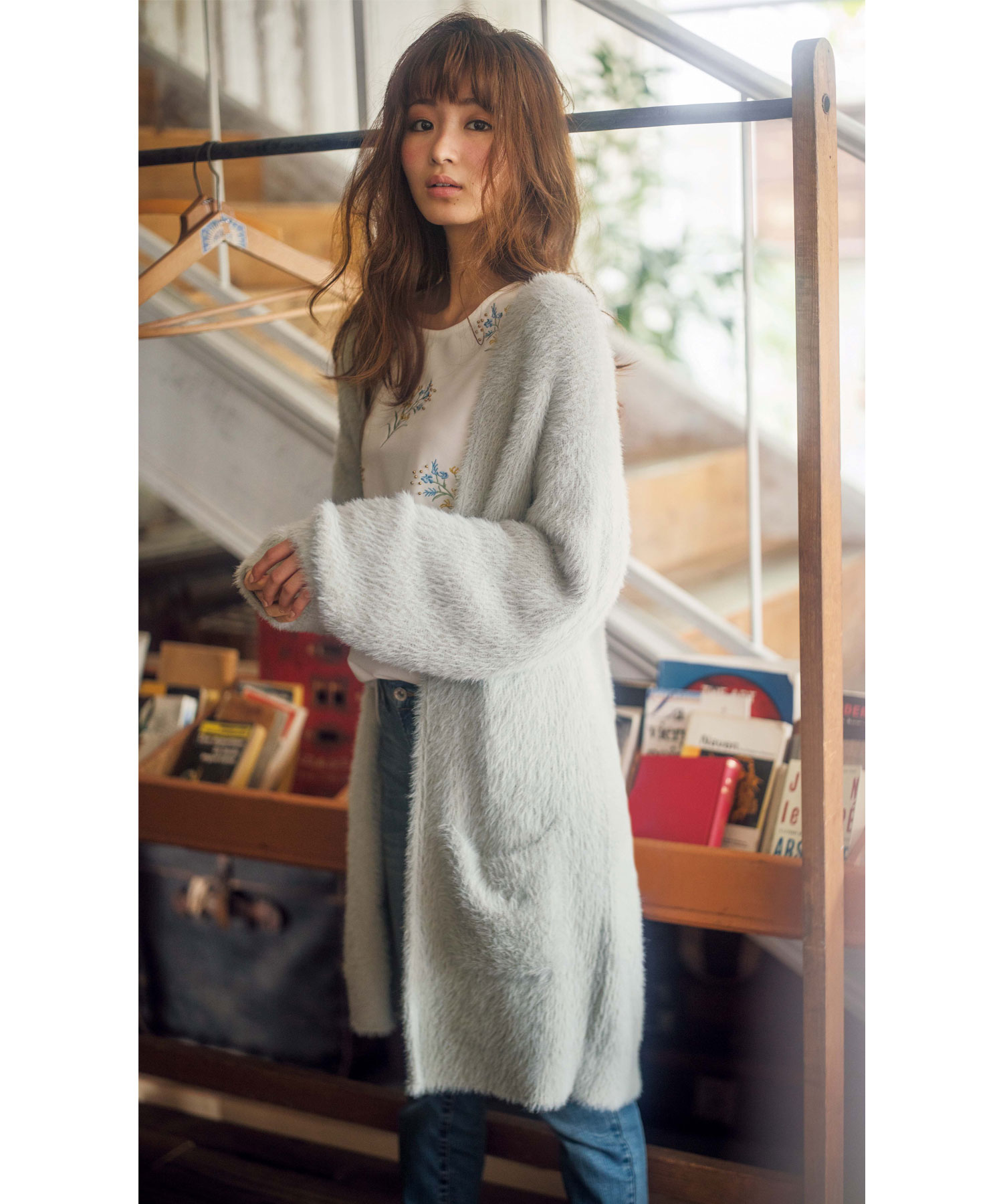 クーポン】【セール 30%OFF】ジーラ GeeRA ビーズ＆花柄刺しゅう