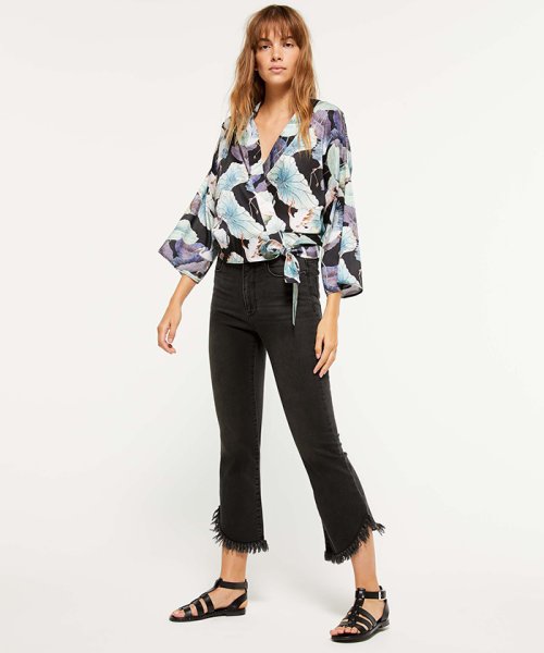 セール サテンフラワー着物風シャツ ブラウス シスレー レディス Sisley D Fashion