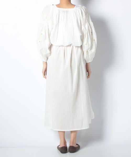 セール 50 Off Kbf インド刺繍サイドスリットワンピース アーバンリサーチ アウトレット Urban Research Outlet D Fashion