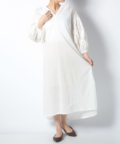 セール 50 Off Kbf インド刺繍サイドスリットワンピース アーバンリサーチ アウトレット Urban Research Outlet D Fashion