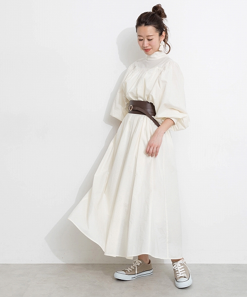 山本美月 等身大パネル ワンデーアキュビュー3体 mqdefault.jpg