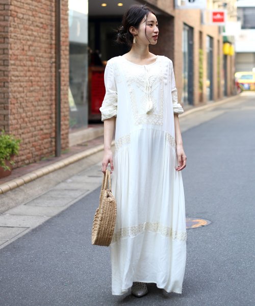 セール 大注目トレンドアイテム マキシ丈刺繍ワンピース ブージュルード Bou Jeloud D Fashion セール 大注目トレンドアイテム マキシ丈刺繍ワンピース ブージュルード Bou Jeloud D Fashion