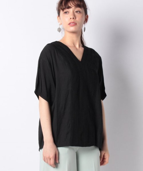 クーポン セール 10 Off 首回りスッキリ見え ｖネックハシゴレースブラウス ブージュルード Bou Jeloud D Fashion