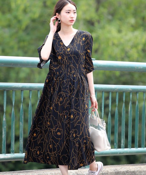 セール 40 Off Web限定 ワンピでも羽織でも アートフラワーシャツワンピース ブージュルード Bou Jeloud D Fashion セール 40 Off Web限定 ワンピでも羽織でも アートフラワーシャツワンピース ブージュルード Bou Jeloud D Fashion