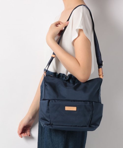 セール 軽量ナイロンカジュアルショルダー イザック Y Saccs D Fashion セール 軽量ナイロンカジュアルショルダー イザック Y Saccs D Fashion