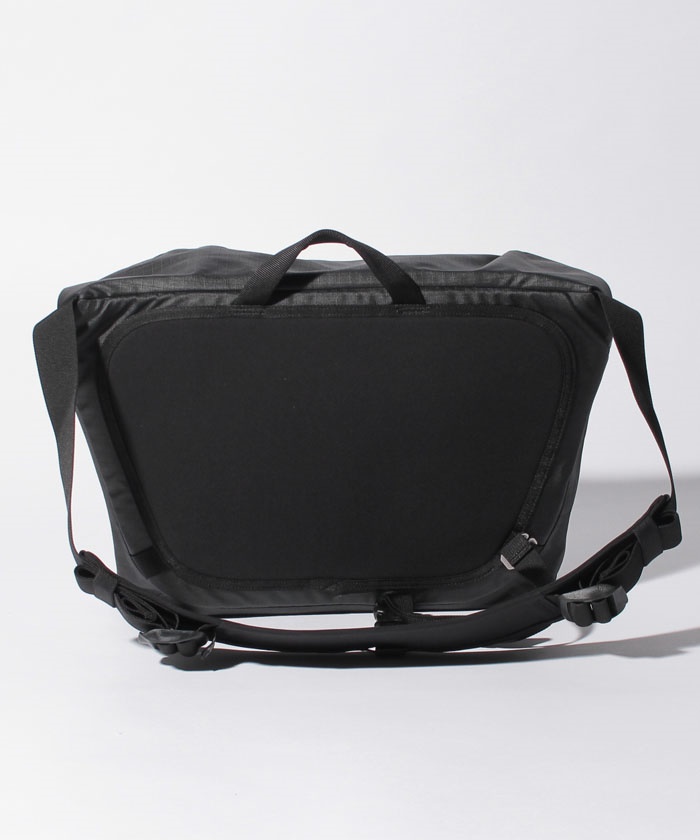 セール】【ARC'TERYX】GRANVILLE 10 COURIER BAG (502354234 セール】【ARC'TERYX】GRANVILLE 10 COURIER BAG (502354234