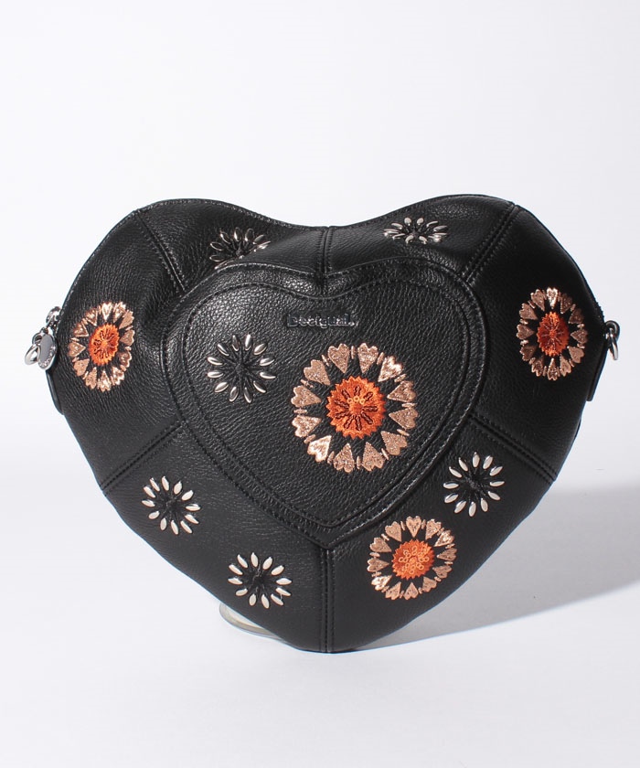 クーポン】【セール 30%OFF】BOLS FLOWER HEART BODY BAG クーポン】【セール 30%OFF】BOLS FLOWER HEART BODY BAG