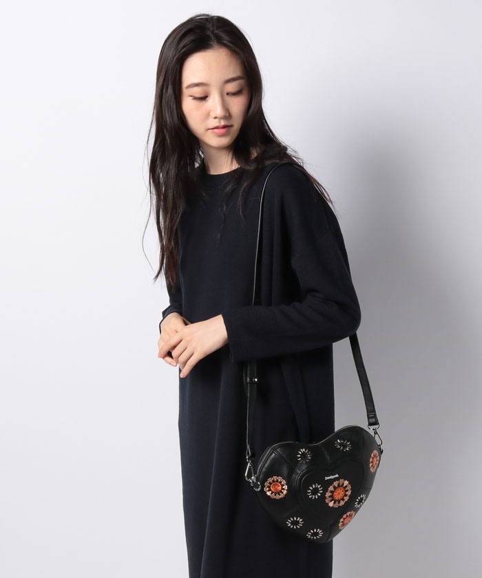 セール 30%OFF】BOLS FLOWER HEART BODY BAG(502576786