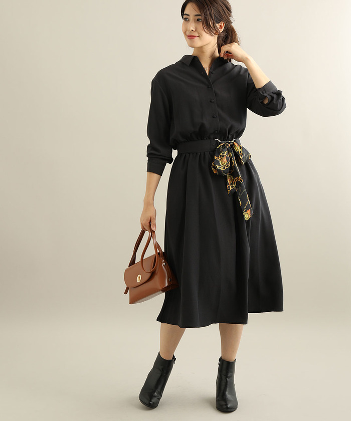 上品に決まる★HERMES En Desordre Finesse ベルト付ワンピース 大人気】HERMES En Desordre Finesse ベルト付きワンピース