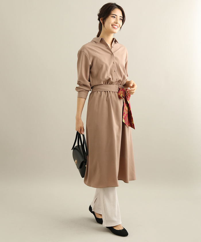 上品に決まる★HERMES En Desordre Finesse ベルト付ワンピース 大人気】HERMES En Desordre Finesse ベルト付きワンピース