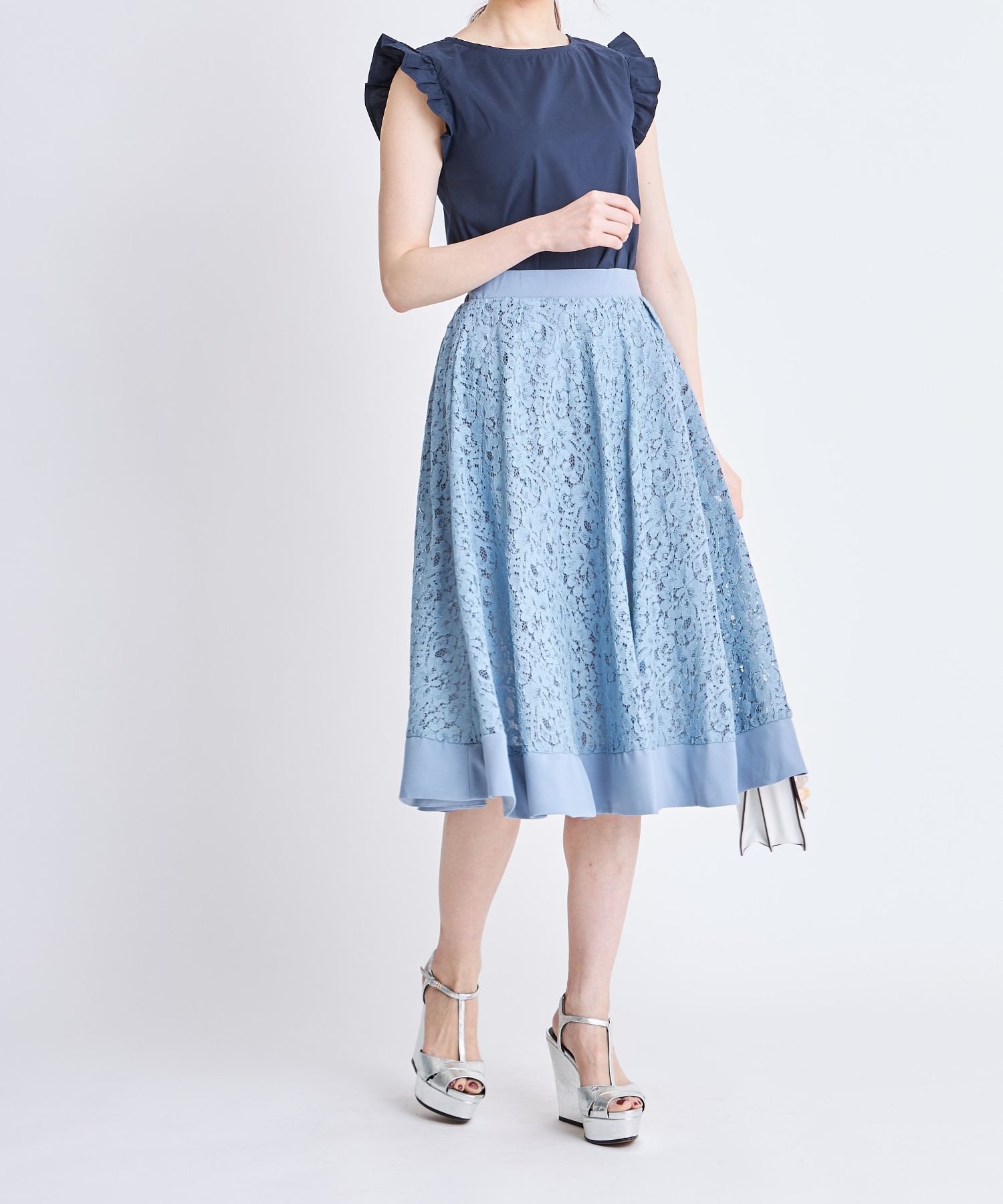 【♡*☆～mikik(๑・̑◡・̑๑) 】 クレストブリッジフレアスカート 新品未使用】ブルーレーベルクレストブリッジ ドビークロス