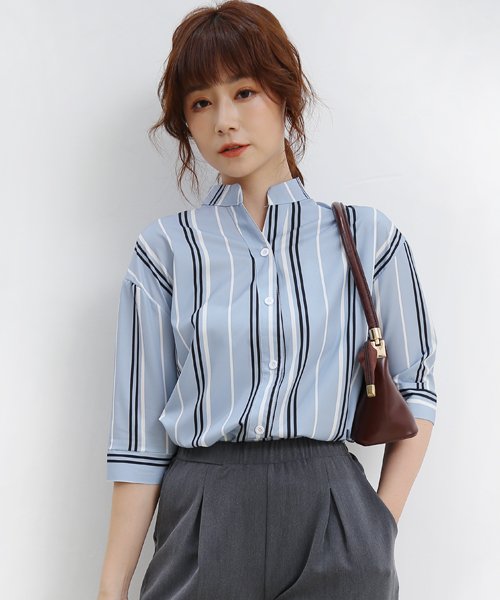 ストライプシャツ レディース 春 夏 ボタン ライン バイカラーvネック ブラウス トップス 五分袖 七分袖 ゆったり シフォン サックス グレーグリーン ホワ ドゥーベル Doux Belle D Fashion ストライプシャツ レディース 春 夏 ボタン ライン バイカラーvネック ブラウス トップス 五分袖 七分袖 ゆったり シフォン サックス グレーグリーン ホワ ドゥーベル Doux Belle D Fashion