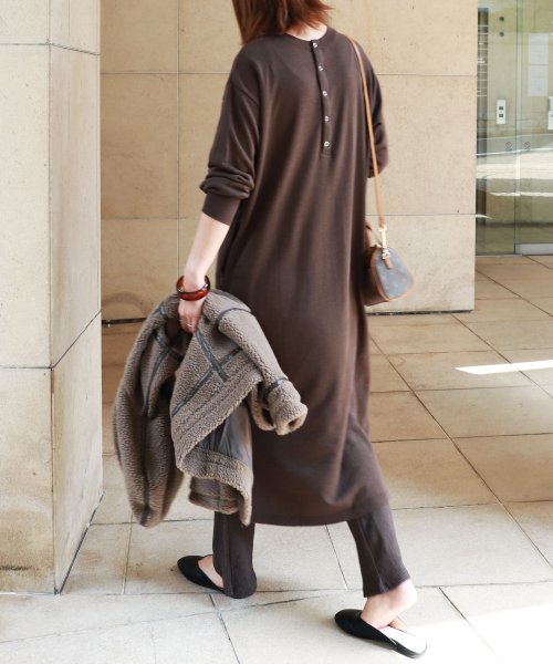 セール 背中ボタン2wayミニ裏毛長袖スウェットワンピース アンドミー And Me D Fashion セール 背中ボタン2wayミニ裏毛長袖スウェットワンピース アンドミー And Me D Fashion