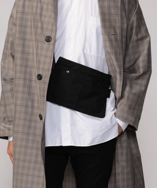AMIACALVA ポリエステルギャバジン サコッシュ
