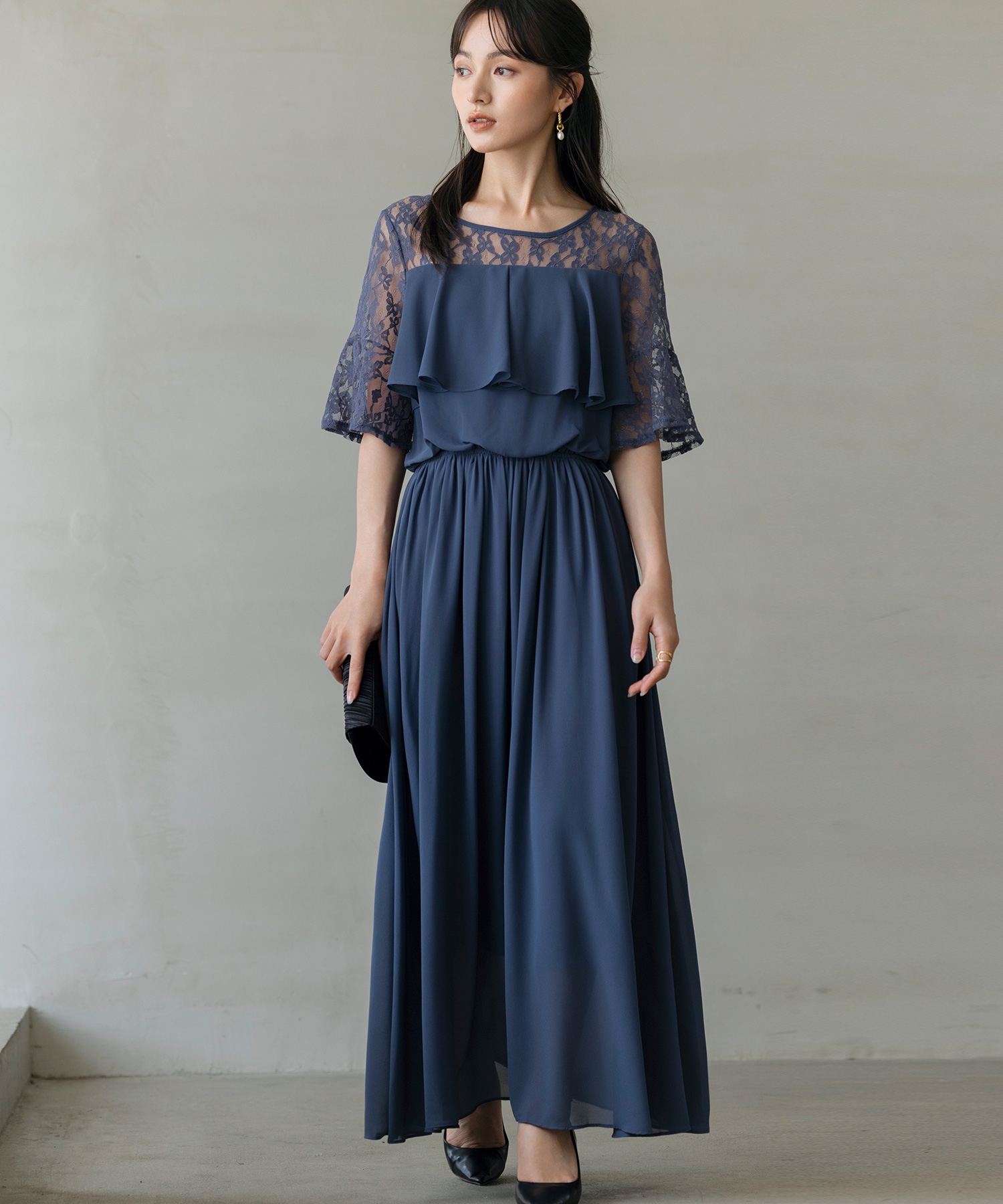 セール】ドレスプラス DRESS+ 胸元フリルのレースドレス・結婚式 セール】ドレスプラス DRESS+ 胸元フリルのレースドレス・結婚式