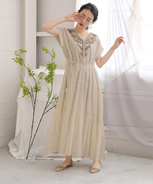 セール 40 Off Made In India Web限定 刺繍ティアードワンピース ブージュルード Bou Jeloud D Fashion