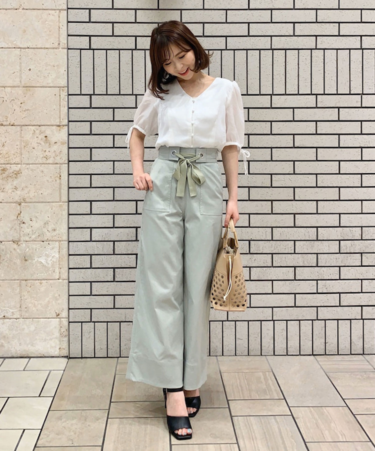 セール 70%OFF】【美人百花4月号掲載】ハイウエストチノワイドパンツ セール 70%OFF】【美人百花4月号掲載】ハイウエストチノワイドパンツ