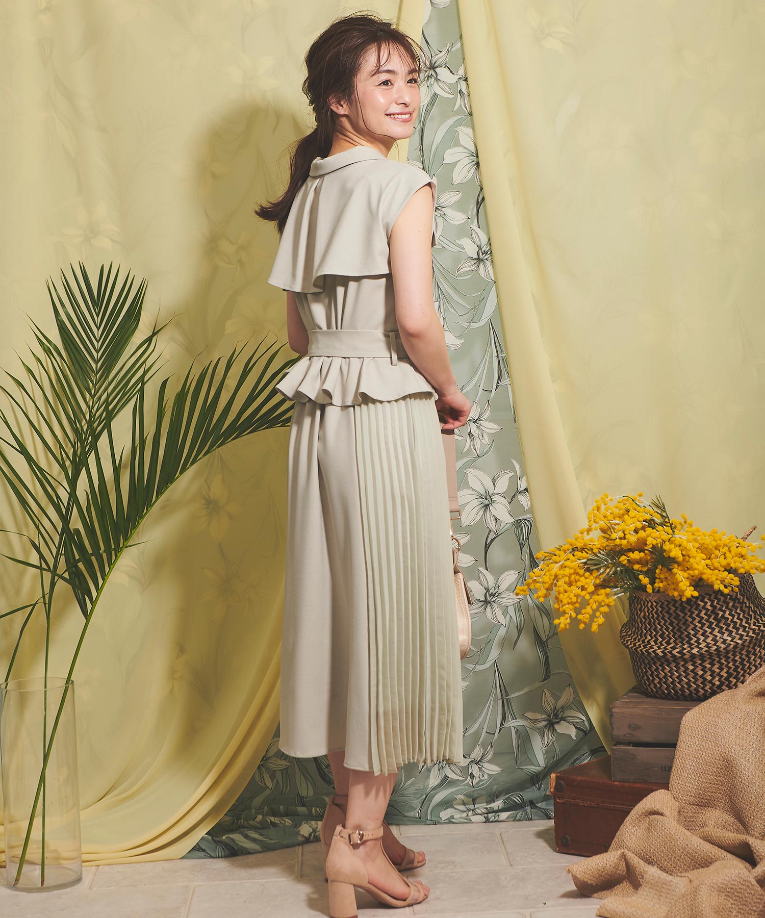 ばれなどに ワンピース プリーツ切替ドッキングワンピース Zozotown Paypayモール店 通販 Paypayモール ブランドの ばれなどに ワンピース プリーツ切替ドッキングワンピース Zozotown Paypayモール店 通販 Paypayモール ブランドの