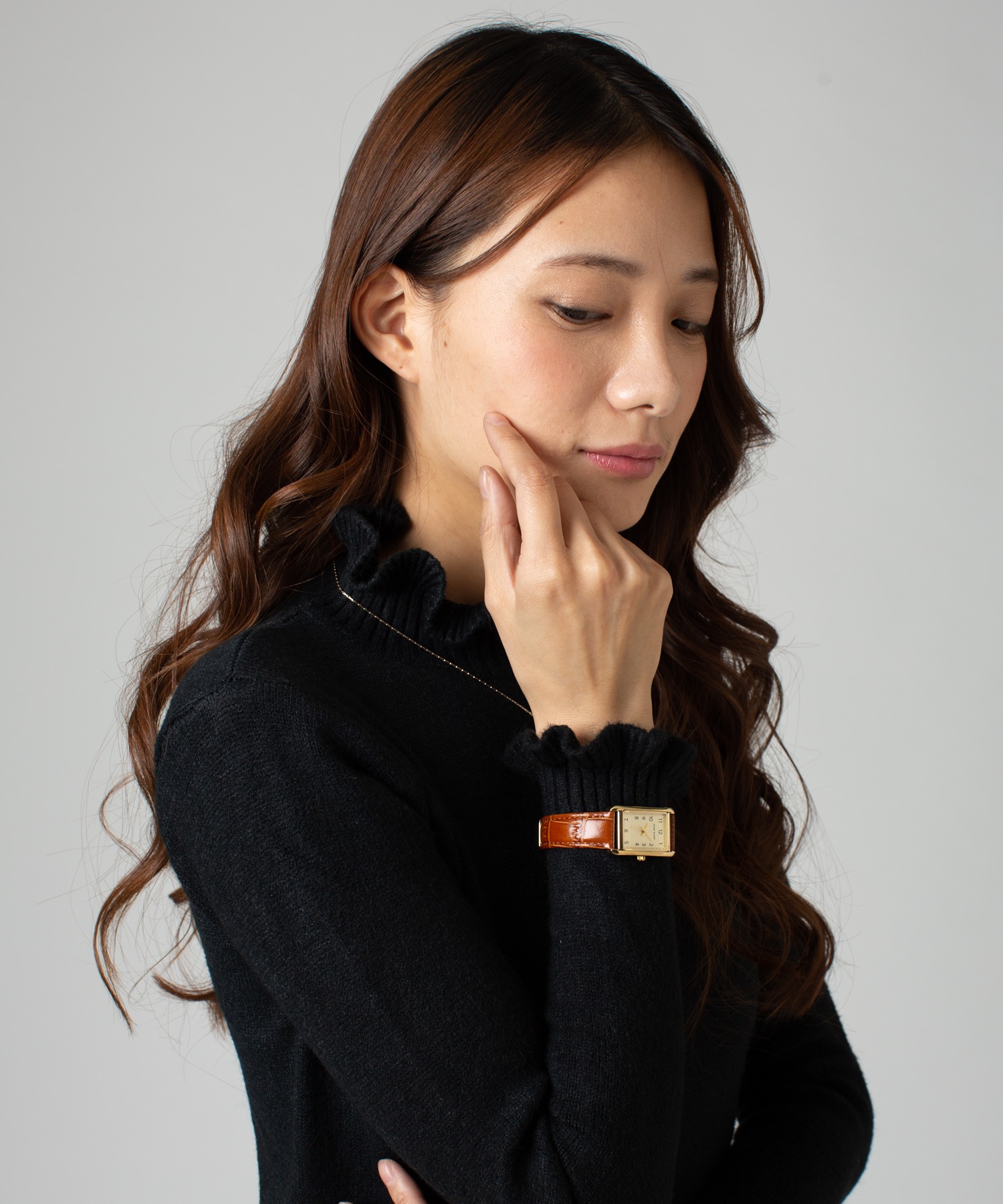 ANNE KLEIN ネイビー スクエア型 時計 ANNE KLEIN ネイビー スクエア型 時計