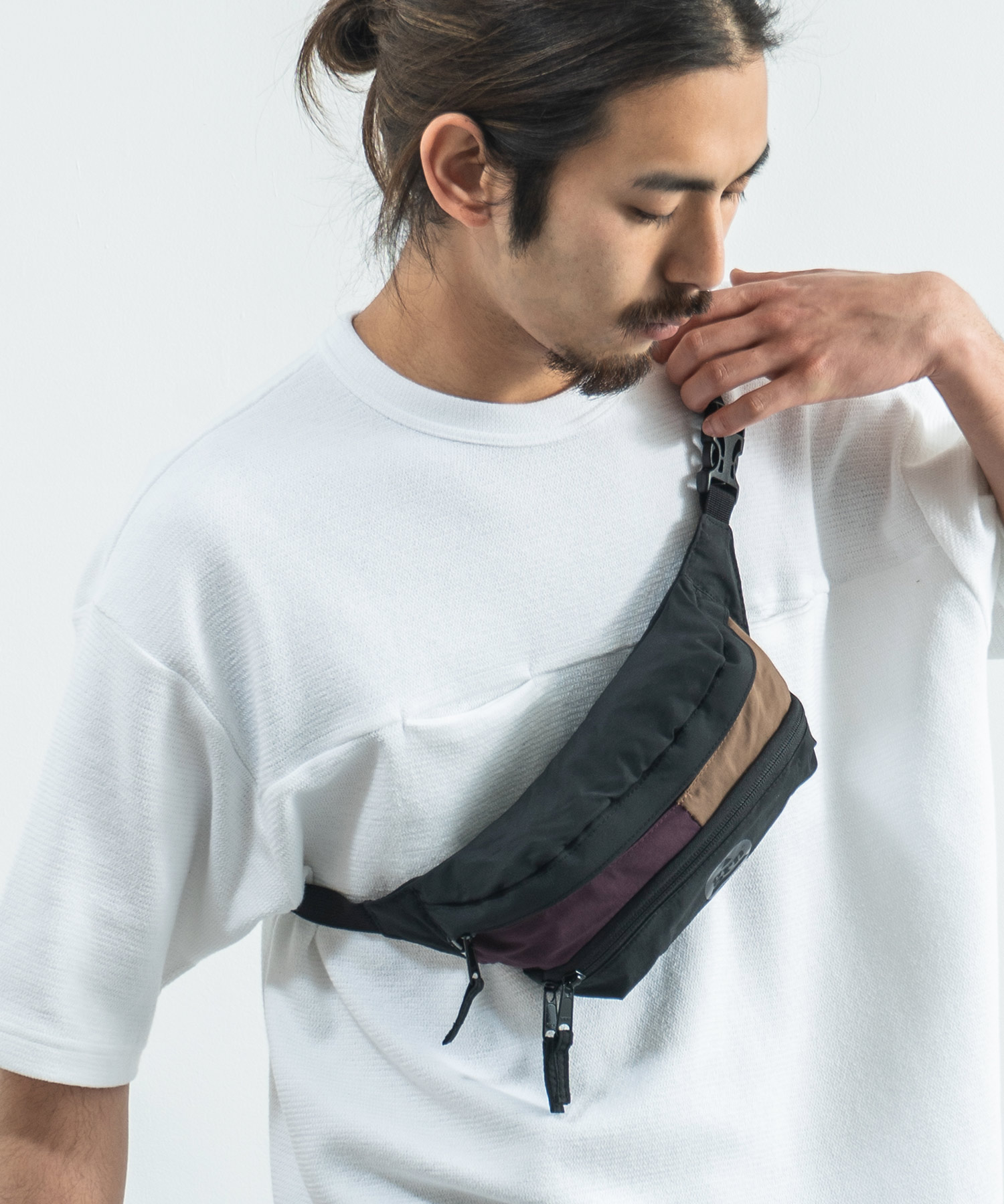豪華 KITHウエストポーチ ショルダーバッグ おまけ付(専用) ウエストポーチ 豪華 KITHウエストポーチ ショルダーバッグ おまけ付(専用) ウエストポーチ