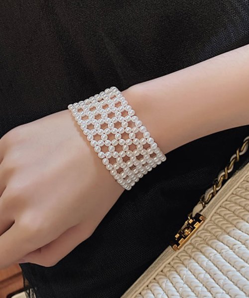 セール パール ブレスレット バングル 太め パーティー アクセサリー レディース ジュエリー 結婚式 披露宴 演奏会 発表会 お呼ばれ ミニミニストア Miniministore D Fashion