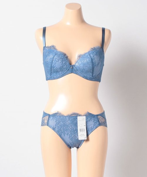 Bragenic ブラジェニックプラス アイラッシュレース ノンワイヤーブラジャー F アンフィ Amphi D Fashion