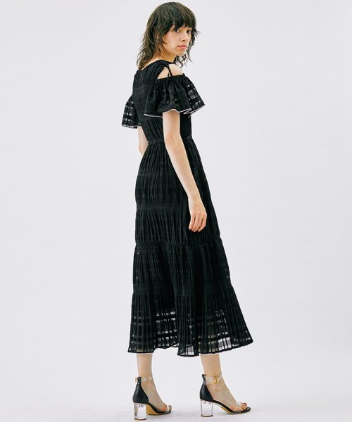 セール 60 Off シャドーチェックオープンショルダーワンピース ランバンオンブルー Lanvin En Bleu D Fashion