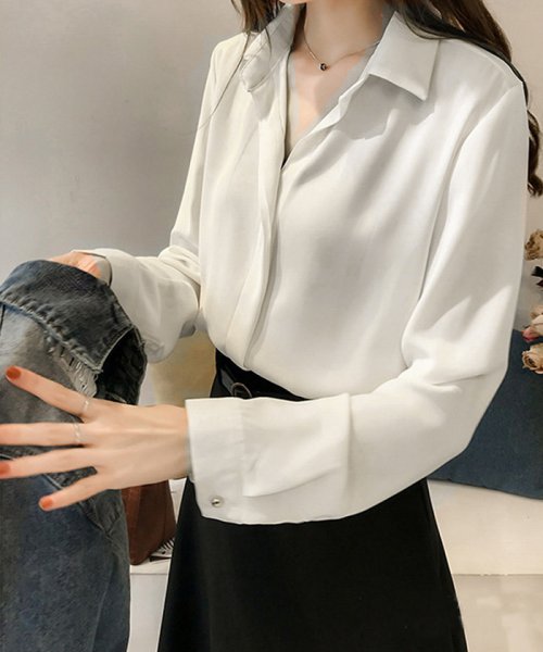セール シャツ ブラウス 襟付き シャツvネック 長袖おしゃれ プルオーバータイプ オフィス カジュアルol 薄手 ミニミニストア Miniministore D Fashion セール シャツ ブラウス 襟付き シャツvネック 長袖おしゃれ プルオーバータイプ オフィス カジュアルol 薄手 ミニミニストア Miniministore D Fashion