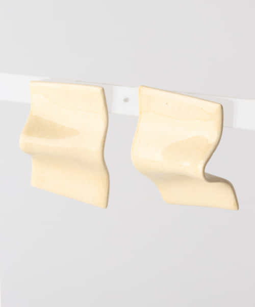 【＊美品＊】　G.BINSKY ピアス mu様専用】G.BINSKY 陶器ピアス - メルカリ