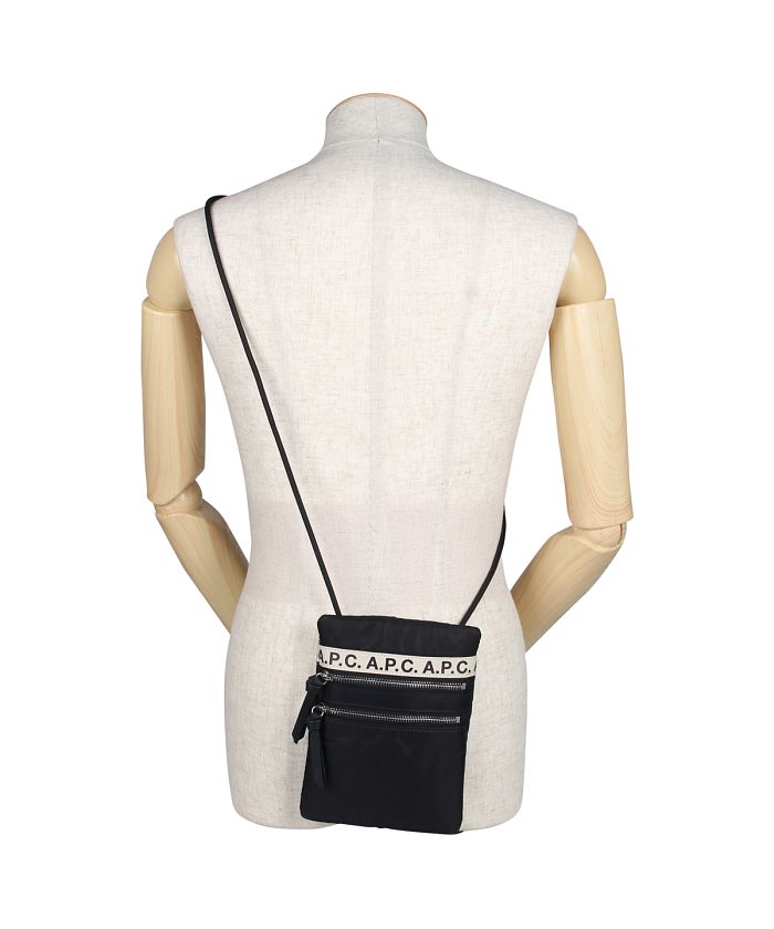 Repeat neck pouch Black | A.P.C.