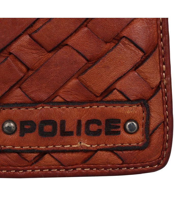 POLICE 二つ折り財布