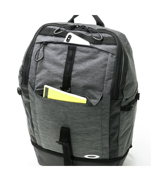 オークリー リュック Oakley リュックサック Essential Two Days Pack 4 0 バックパック B4 40l Fos オークリー Oakley D Fashion