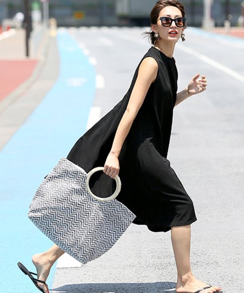 たっぷりaラインエンボス加工ワンピースcocaオリジナル コカ Coca D Fashion たっぷりaラインエンボス加工ワンピースcocaオリジナル コカ Coca D Fashion
