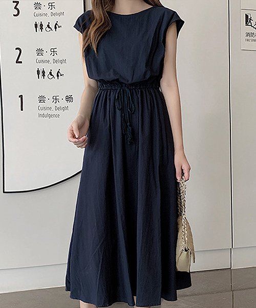 セール ロングワンピース 夏 レディース ロング丈 Aライン 半袖 無地 カジュアル 着痩せ フェミニン アミュレット Amulet D Fashion セール ロングワンピース 夏 レディース ロング丈 Aライン 半袖 無地 カジュアル 着痩せ フェミニン アミュレット Amulet D Fashion
