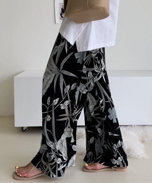 Naning9 ナンニング ボタニカル柄ワイドパンツ ワイドパンツ ボタニカル 柄 パンツ ボトムス ナンニング Naning9 D Fashion