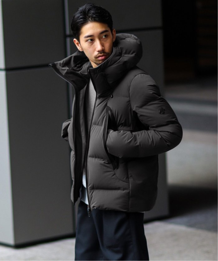 【本日(10/13)限定金額】EDIFICE別注マウンテニア DESCENTE