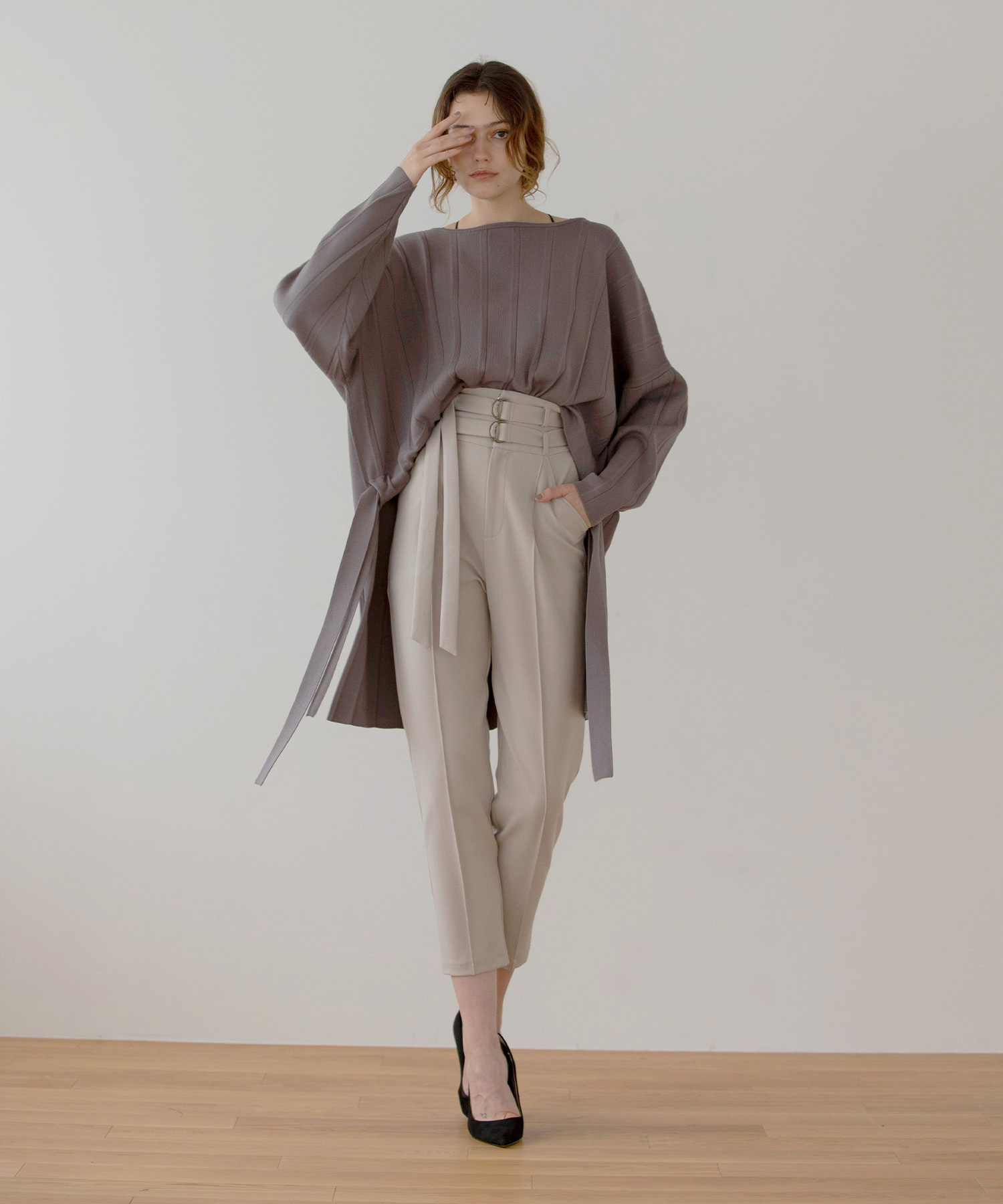 ミエリ インヴァリアント MIELI INVARIANT ダブルベルト　紫パンツ ミエリ インヴァリアント MIELI INVARIANT W Belt Tapered Pants