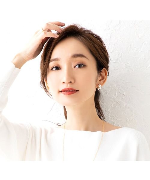 エレガントな女性らしさを演出 3連パールピアス クリームドット Cream Dot D Fashion エレガントな女性らしさを演出 3連パールピアス クリームドット Cream Dot D Fashion